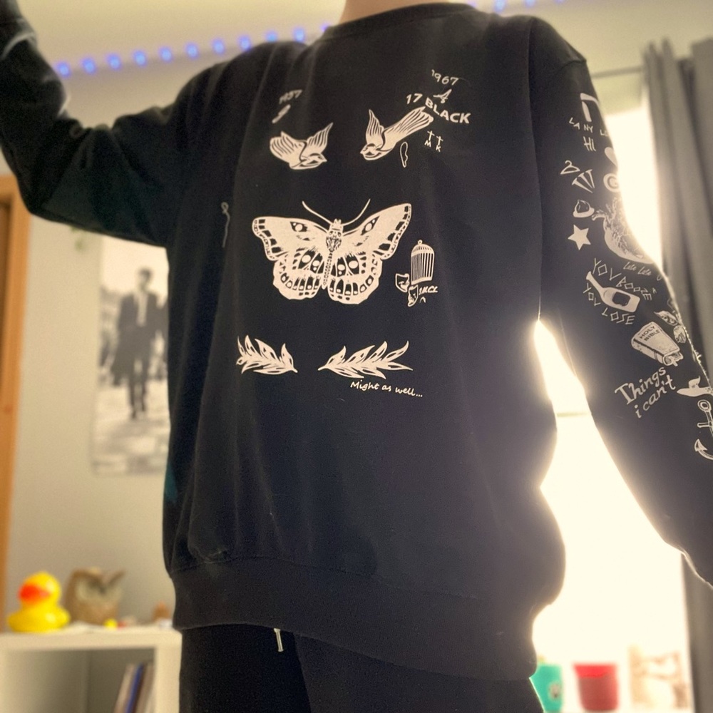 Harry Styles long sleeve T
